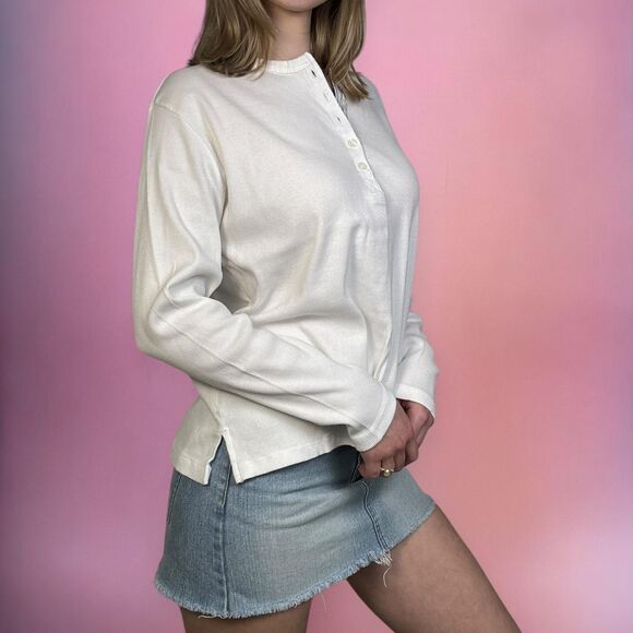 90s white long sleeve Henley button up shirt🎀 - Picture 2 of 8